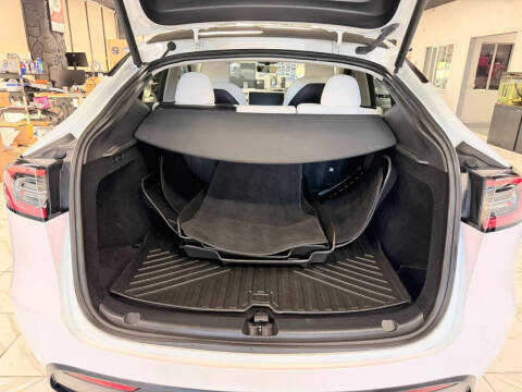 2024 Tesla Model Y Performance