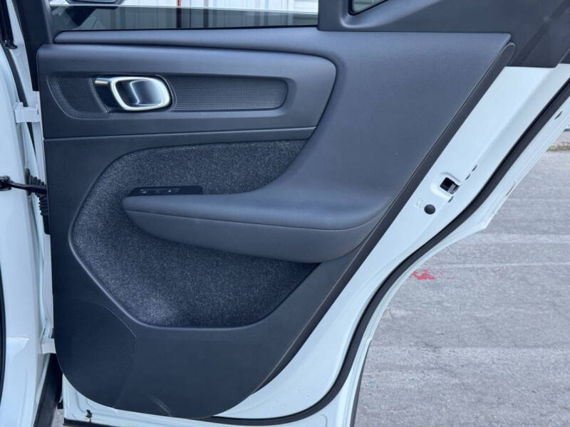 2022 Volvo XC40 Recharge Twin Plus