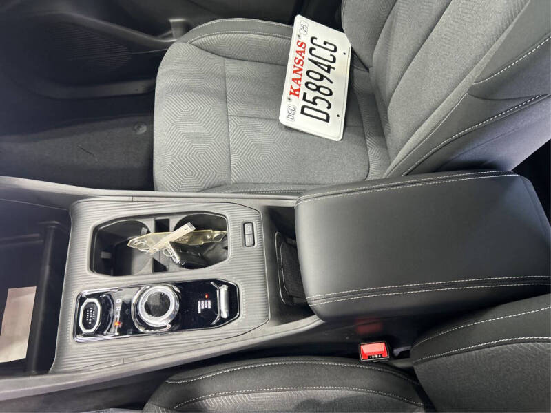 2026 Jeep Cherokee Laredo