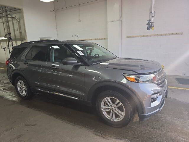 Used 2022 Ford Explorer XLT with VIN 1FMSK8DH8NGB02528 for sale in Maysville, KY