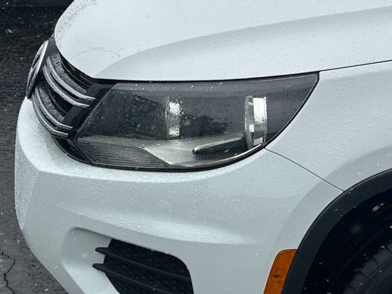 2017 Volkswagen Tiguan 2.0T Wolfsburg Edition