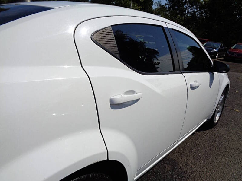 2013 Dodge Avenger SE