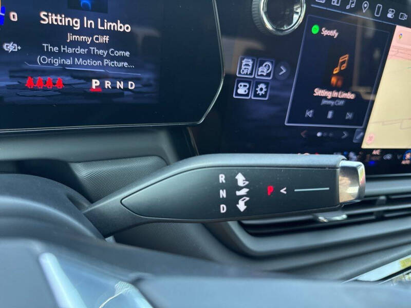 2025 Chevrolet Silverado EV LT