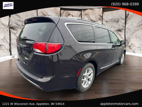 2018 Chrysler Pacifica Touring L Plus