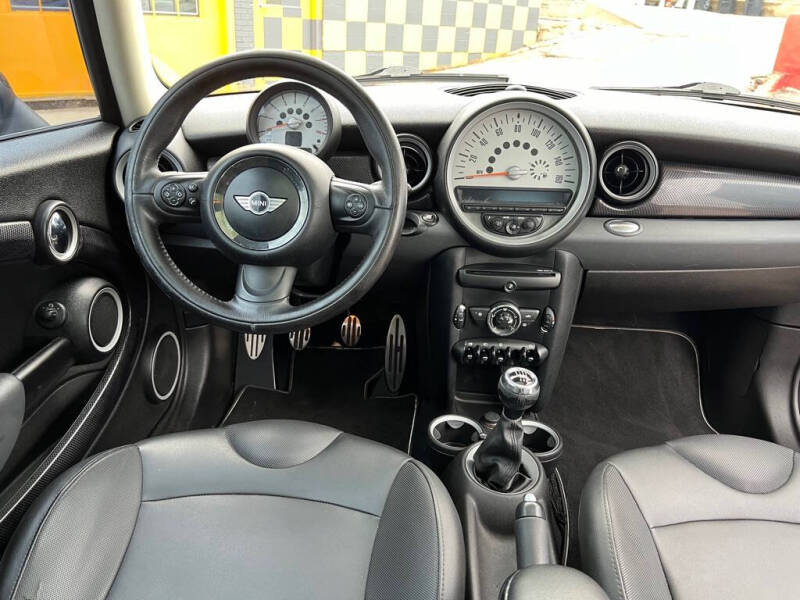 2012 MINI Cooper Hardtop S