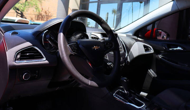 2019 Chevrolet Cruze LS