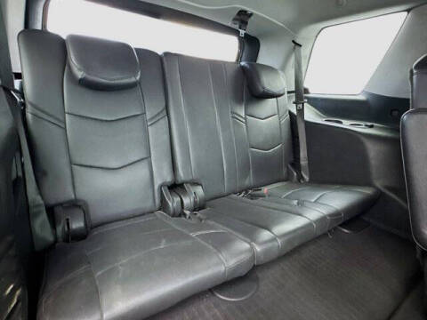 2020 Cadillac Escalade Luxury