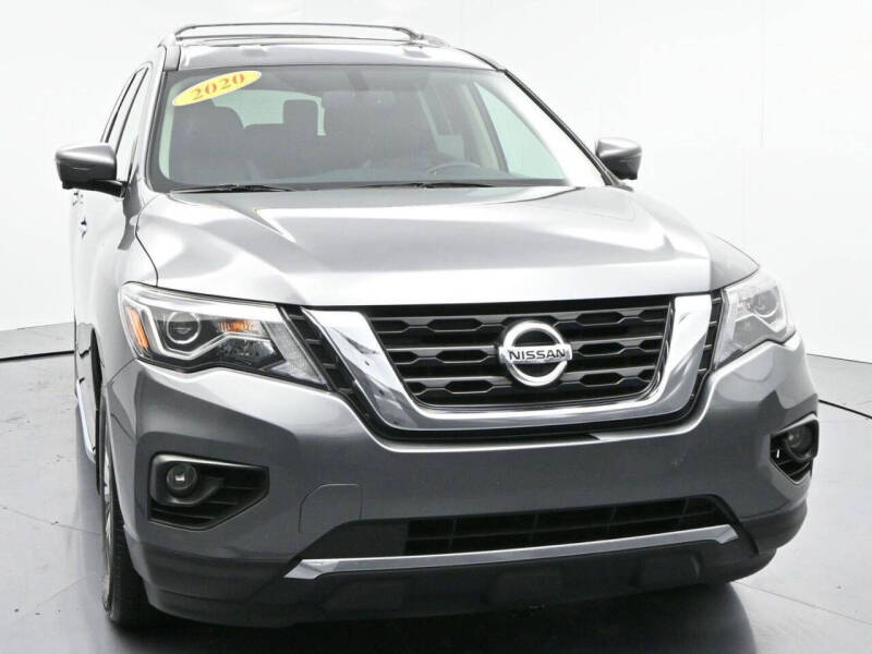 2020 Nissan Pathfinder SL