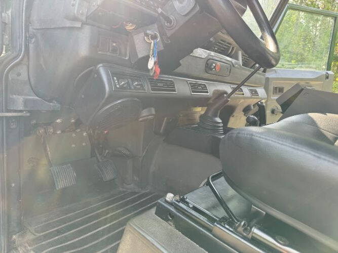 1984 Land Rover Defender 110