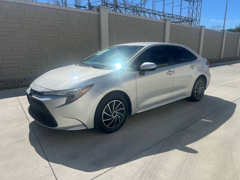 2022 Toyota Corolla LE photo 2