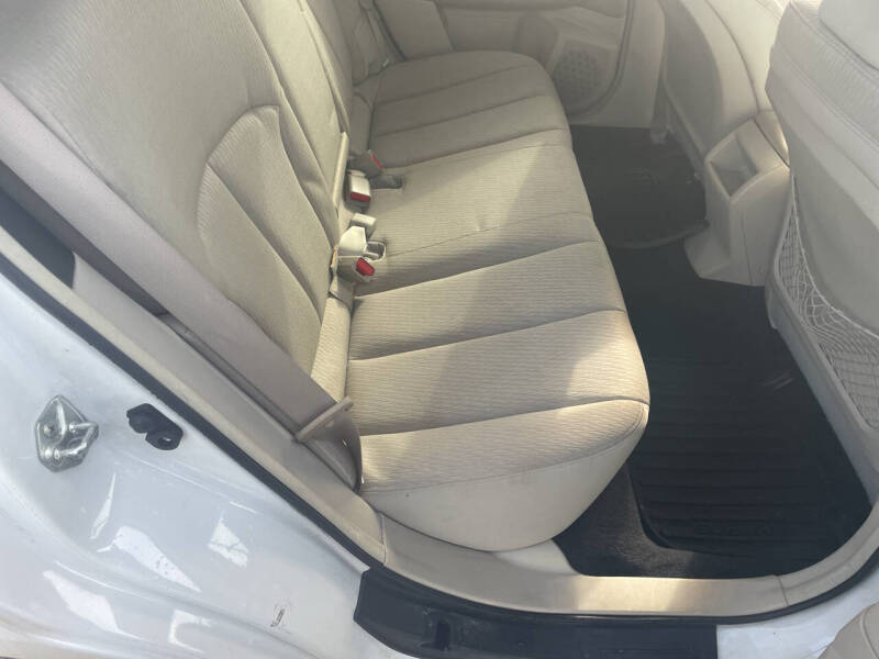 2011 Subaru Outback 2.5i Premium