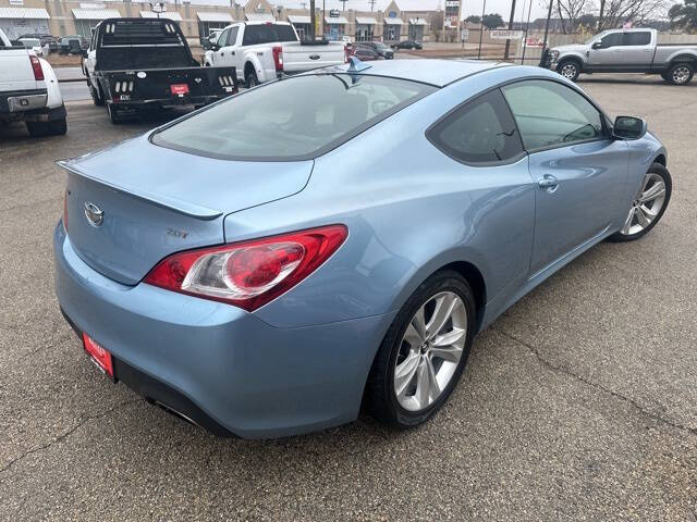2011 Hyundai Genesis Coupe 2.0T