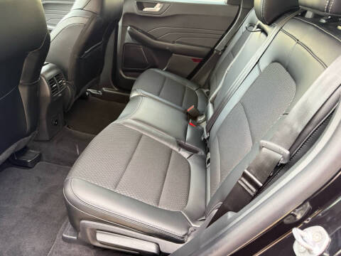 2025 Ford Escape Plug-In Hybrid PHEV