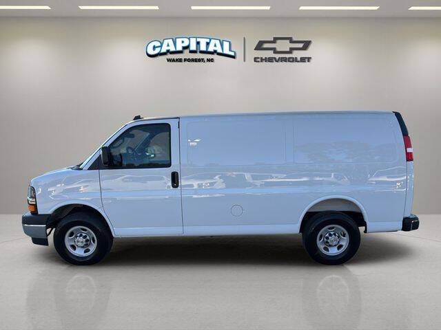 2025 Chevrolet Express 2500