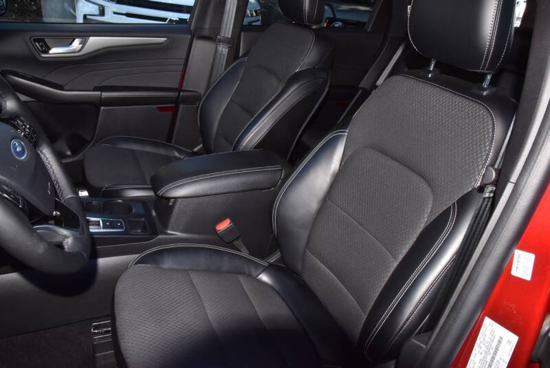 2024 Ford Escape Plug-In Hybrid PHEV