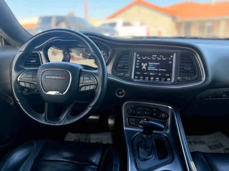 2017 Dodge Challenger