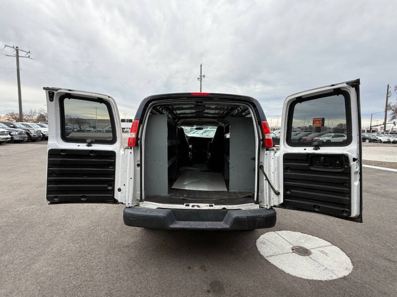 2017 Chevrolet Express 2500