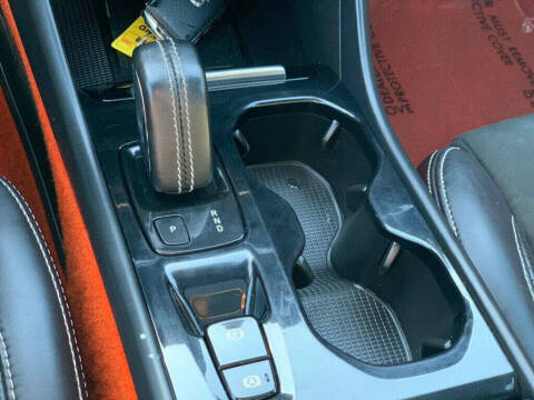 2019 Volvo XC40 T5 R-Design