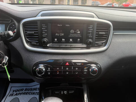 2019 Kia Sorento LX