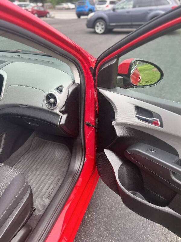 2015 Chevrolet Sonic LT Auto