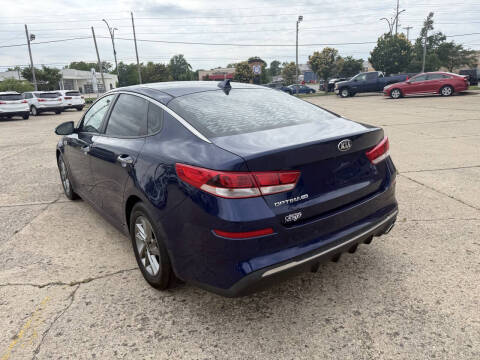 2019 Kia Optima LX
