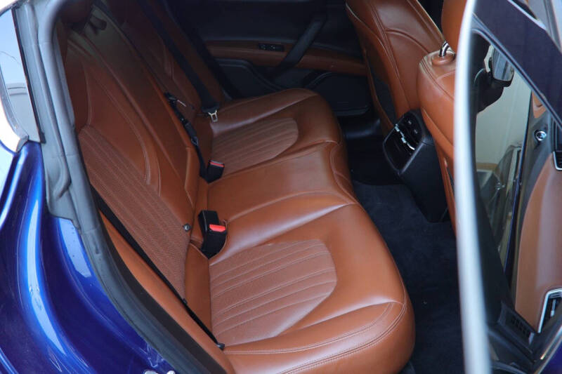 2017 Maserati Ghibli