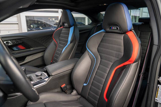 2024 BMW M2 12