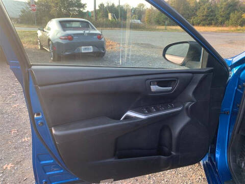 2017 Toyota Camry SE