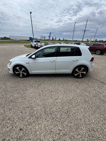 2017 Volkswagen Golf GTI S