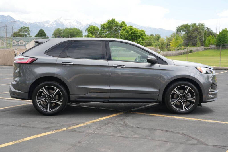 2022 Ford Edge ST