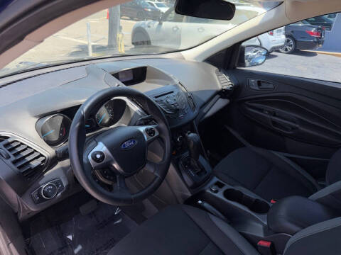 2016 Ford Escape S