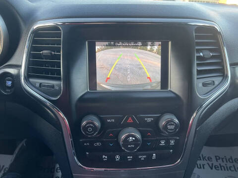 2018 Jeep Grand Cherokee Laredo