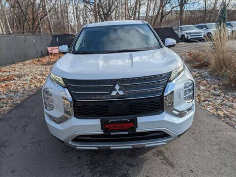 2024 Mitsubishi Outlander SE