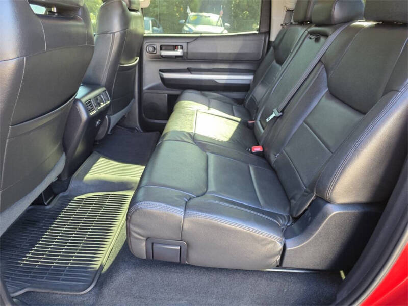 2017 Toyota Tundra SR5