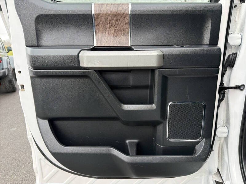 2019 Ford F-350 Super Duty Lariat