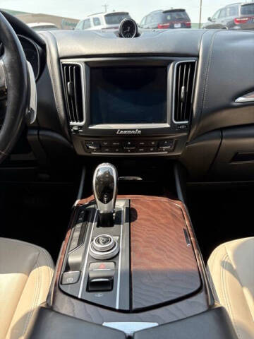 2017 Maserati Levante S