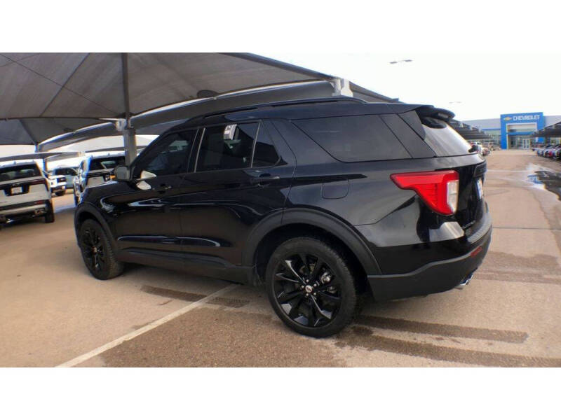 2022 Ford Explorer Platinum