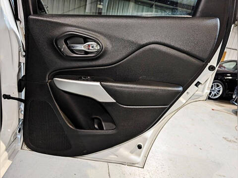 2017 Jeep Cherokee Overland