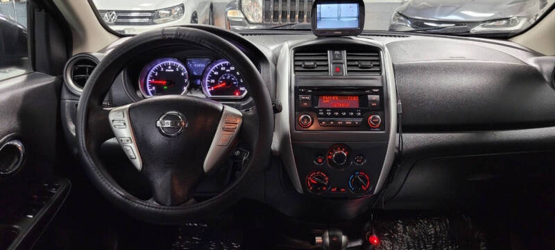 2017 Nissan Versa 1.6 SV