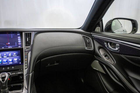 2017 Infiniti Q60 Red Sport 400