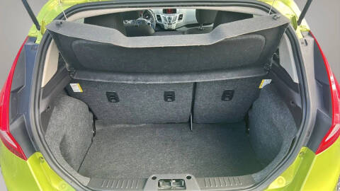 2012 Ford Fiesta SES