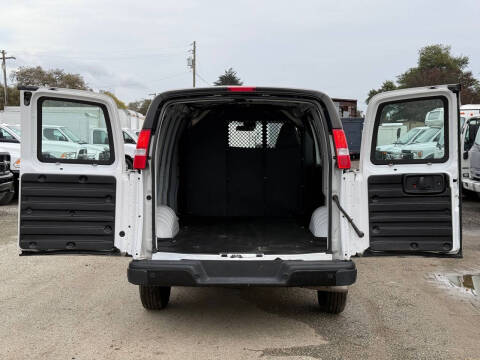 2021 Chevrolet Express 2500