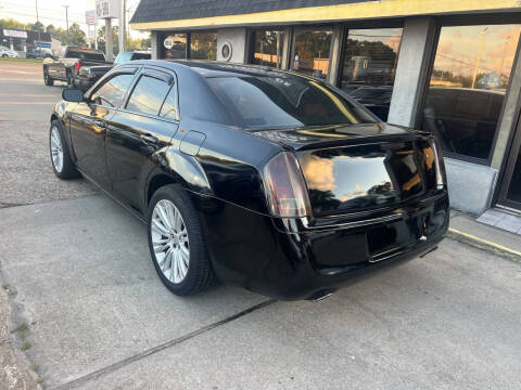2013 Chrysler 300 Glacier Edition