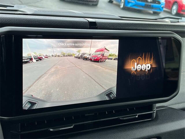 2025 Jeep Gladiator Sport