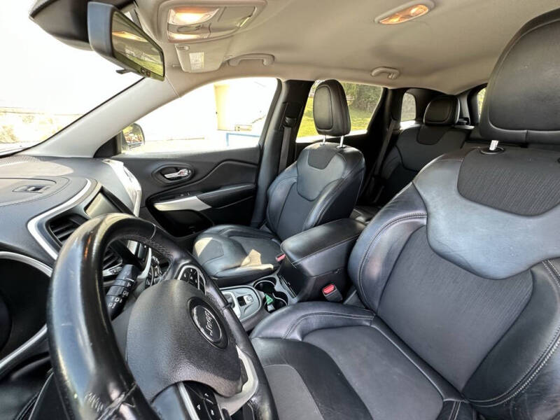 2018 Jeep Cherokee Latitude Plus