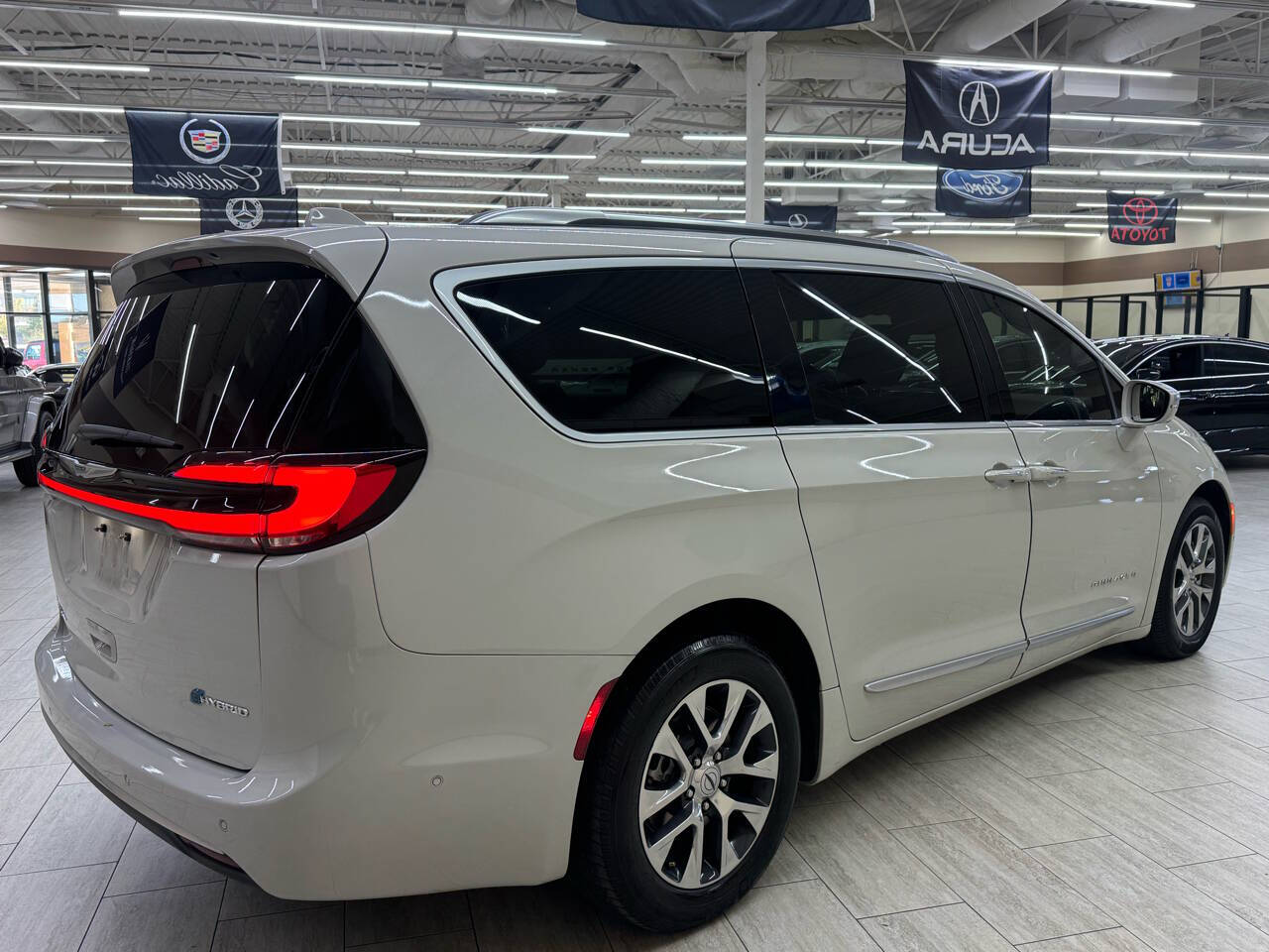 2021 Chrysler Pacifica Hybrid for sale at DFW Auto & Services Inc in Fort Worth, TX