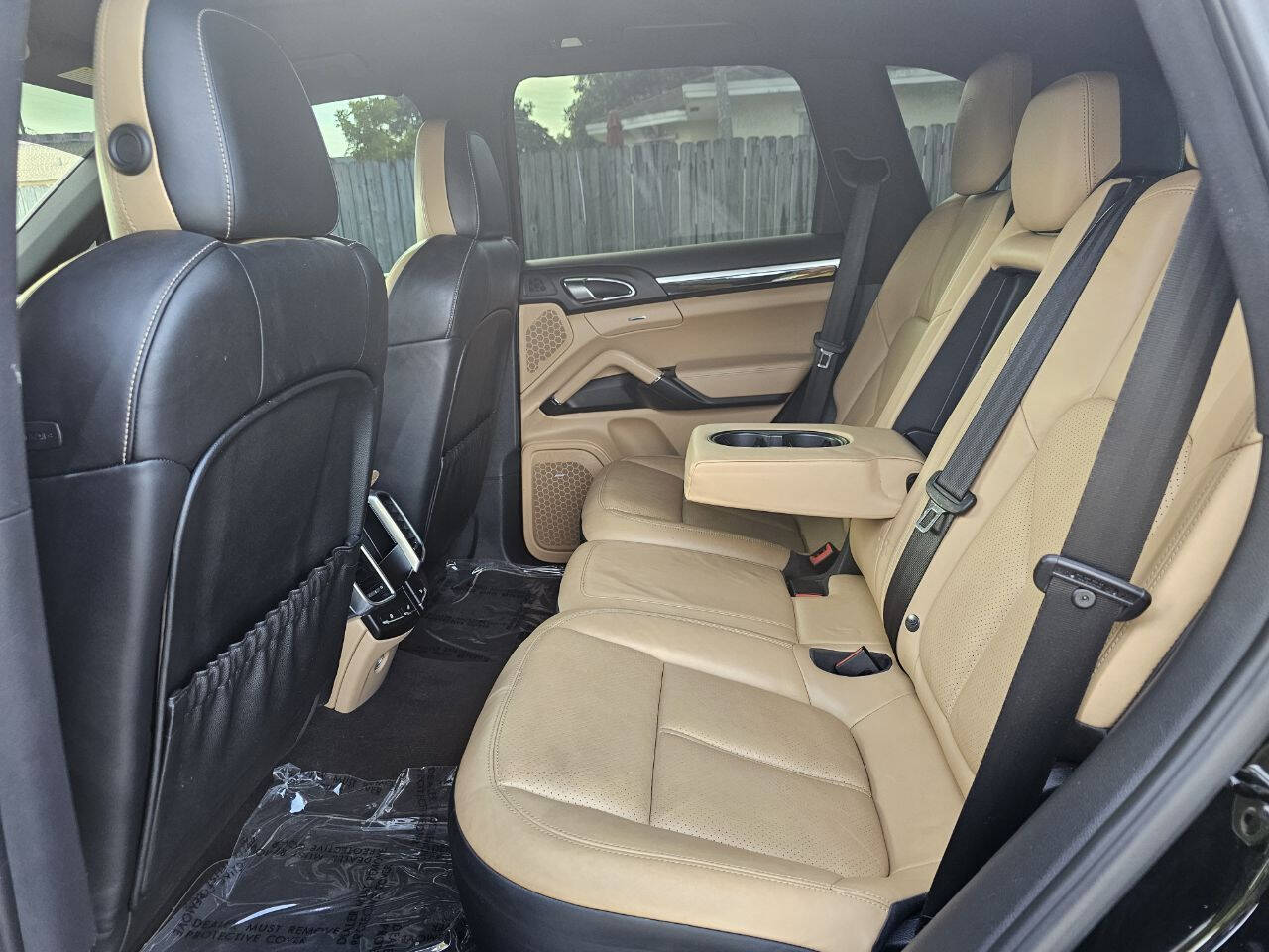 2014 PORSCHE Cayenne SUV / Crossover - $15,183