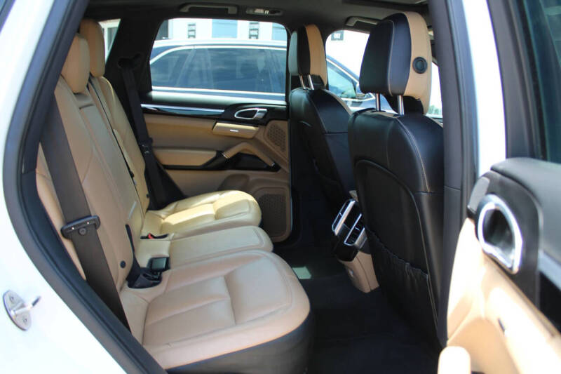 2016 Porsche Cayenne