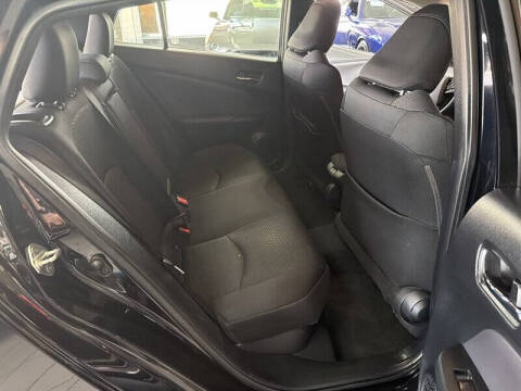 2022 Toyota Prius LE