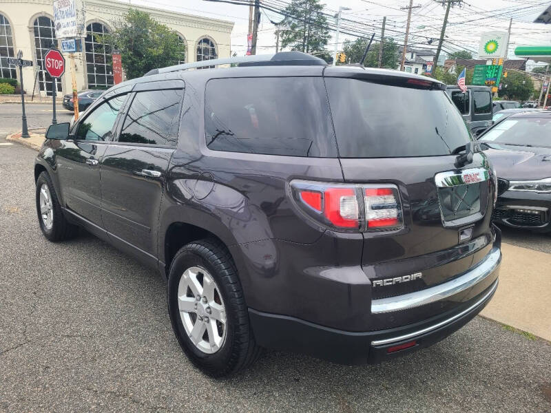 2016 GMC Acadia SLE-2